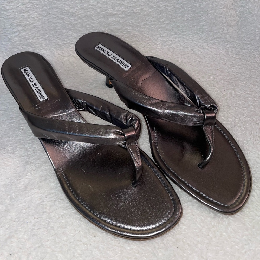NEW Manolo Blahnik Metallic Kitten Low-Heel Slide Sandal Size 41.5